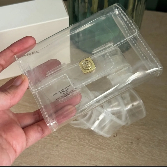 Chanel beauty clear belt bag - Picture 2 of 3